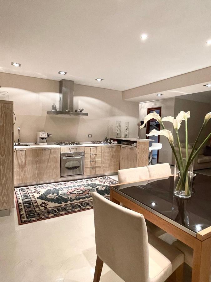 Double A Luxury Apartment Олбия Екстериор снимка